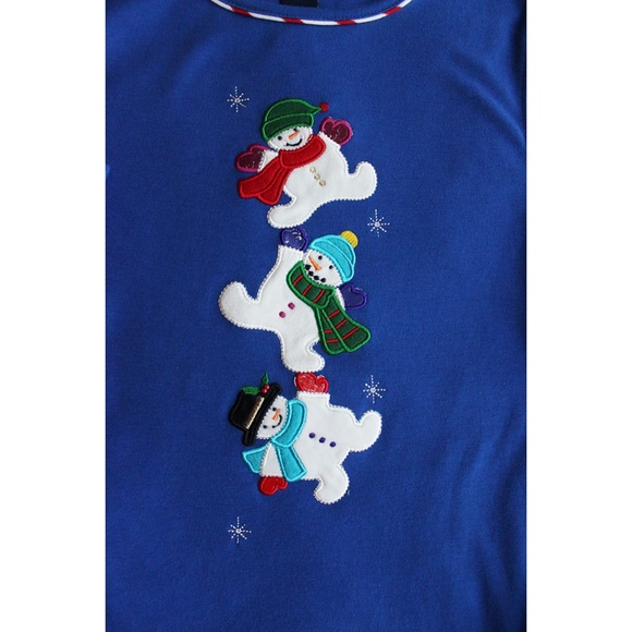 Dancing Snowman Blouse NWT Super Soft Classy - Picture 3 of 6